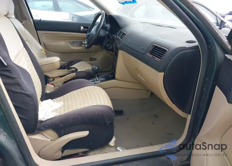 1999 Volkswagen Jetta Gls from USA, damaged, VIN 3VWSA29M6XM040515